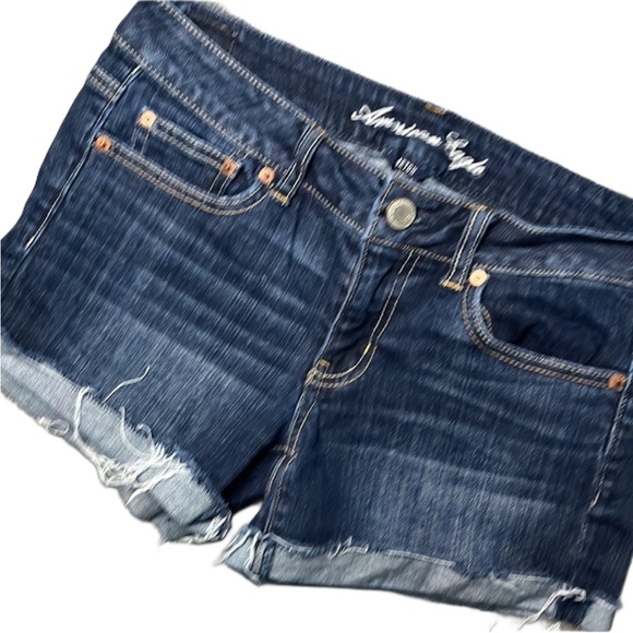 AE stretch denim shorts - Picture 2 of 6
